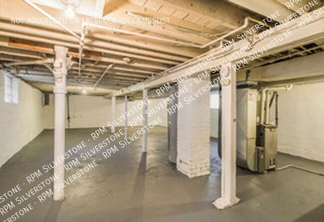 Building Photo - 30 N Sanford St