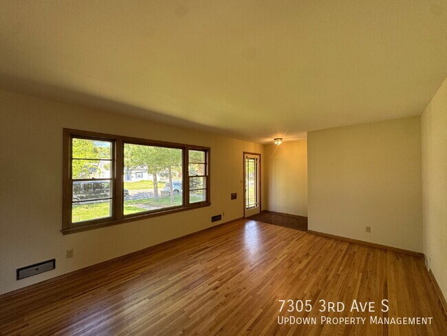 Building Photo - 7305 3rd Ave S