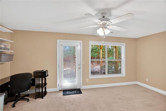 Building Photo - 10906 Gallier St