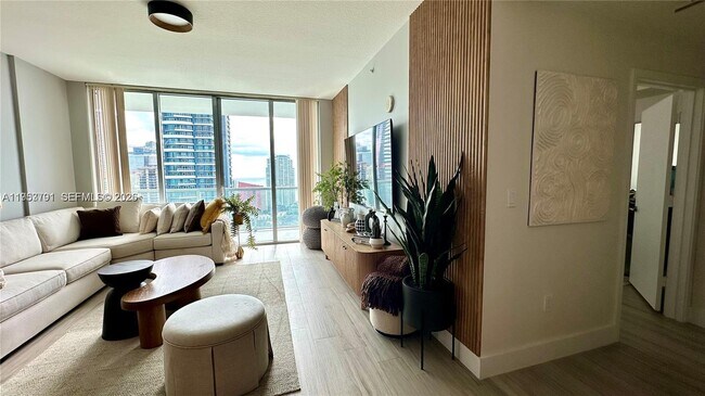 Building Photo - 79 SW 12th St