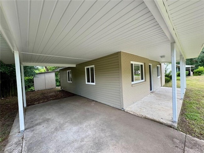 Building Photo - 4119 Springdale Rd