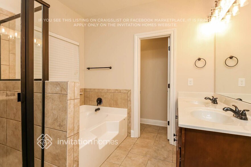 Building Photo - 5510 Rialto Way
