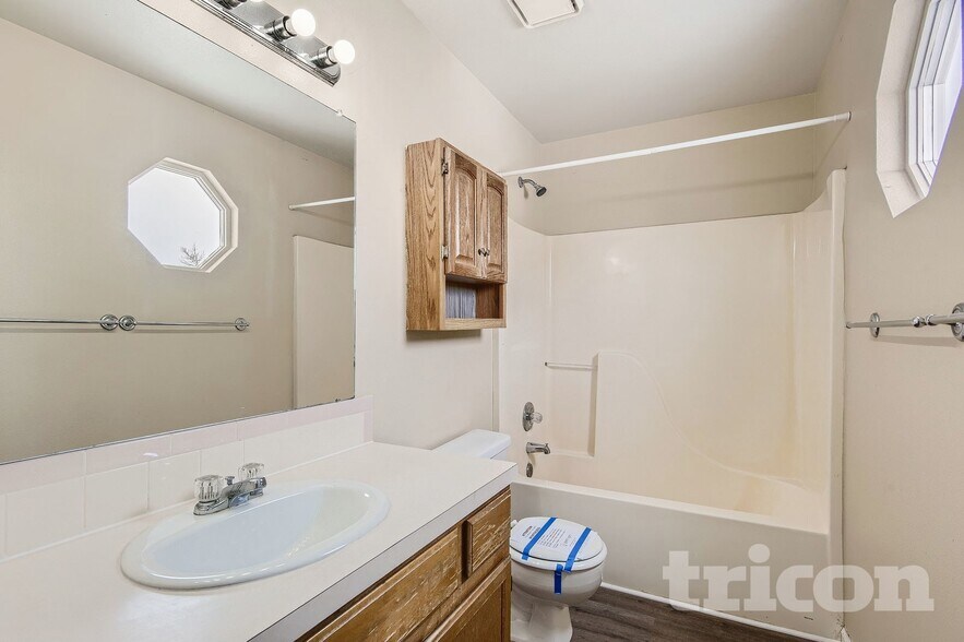 Building Photo - 1459 Cattail Dr