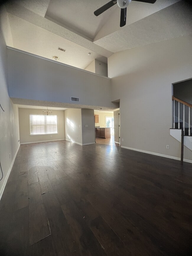 Building Photo - 1921 Portway Rd