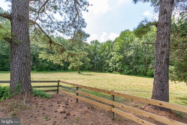 Building Photo - 18136 Pepmeier Hill Rd