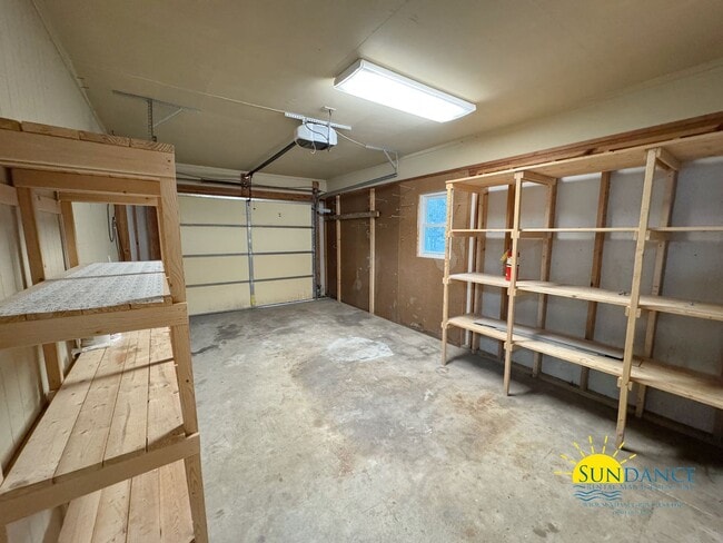 Building Photo - Beautiful 3 Bedroom Home in Fort Walton Be...