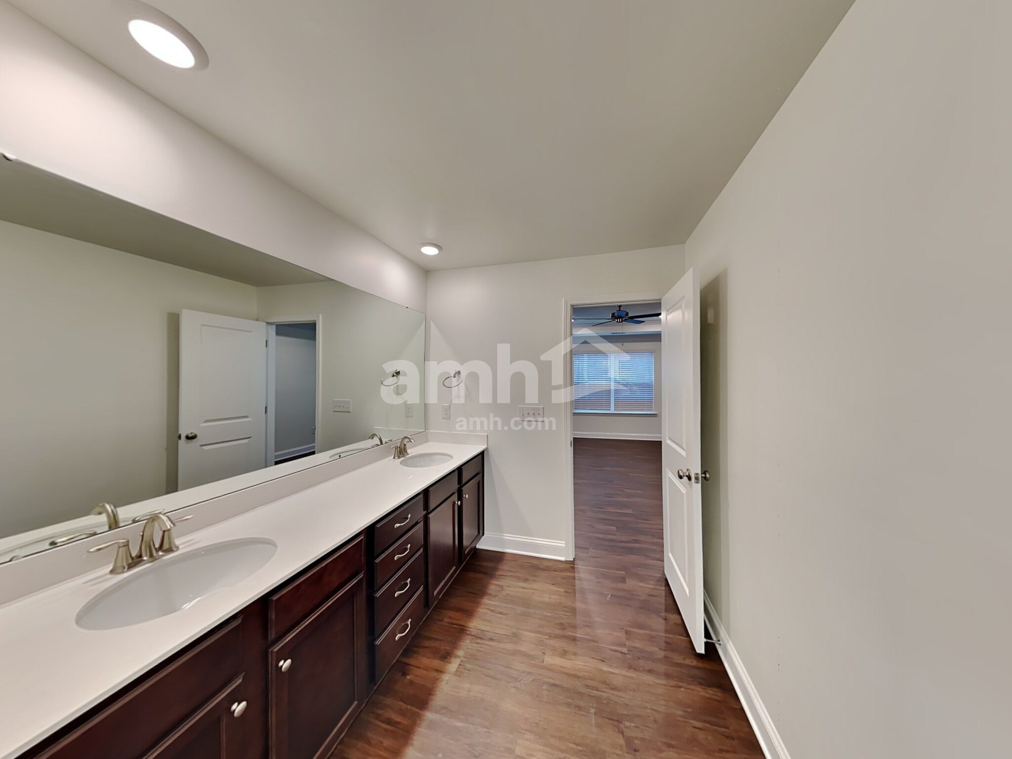 Building Photo - 7425 Garrett Ct