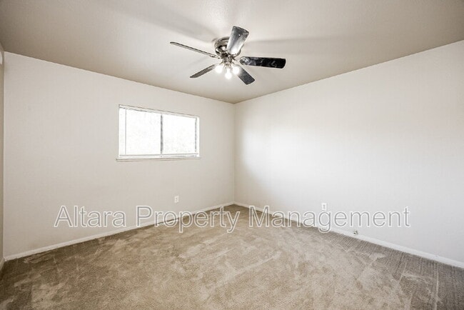 Building Photo - 3459 Springnite Dr