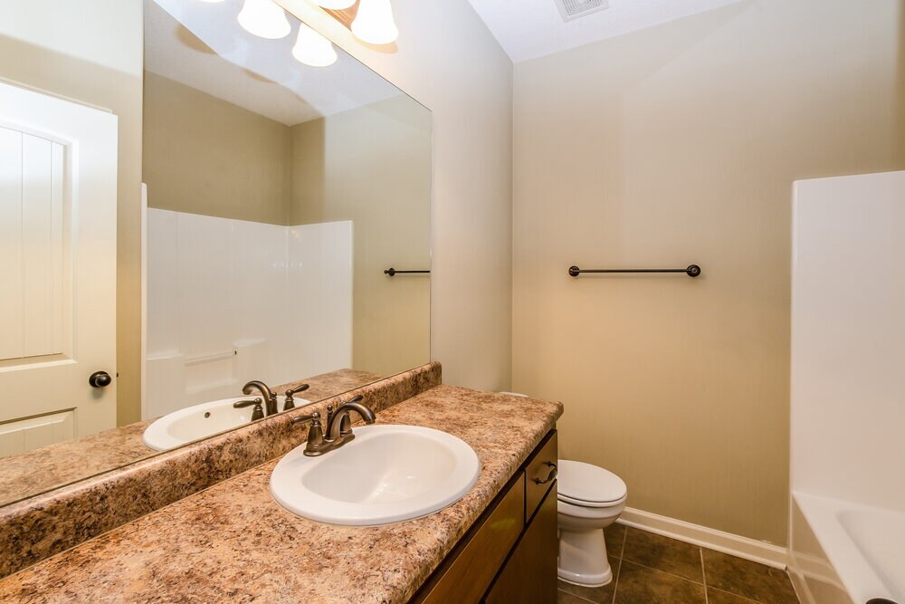 Building Photo - 5009 Forest Oasis Ln