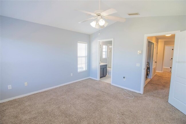 Building Photo - 12930 Kings Crossing Dr