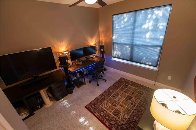 Building Photo - 7708 Nunsland Dr