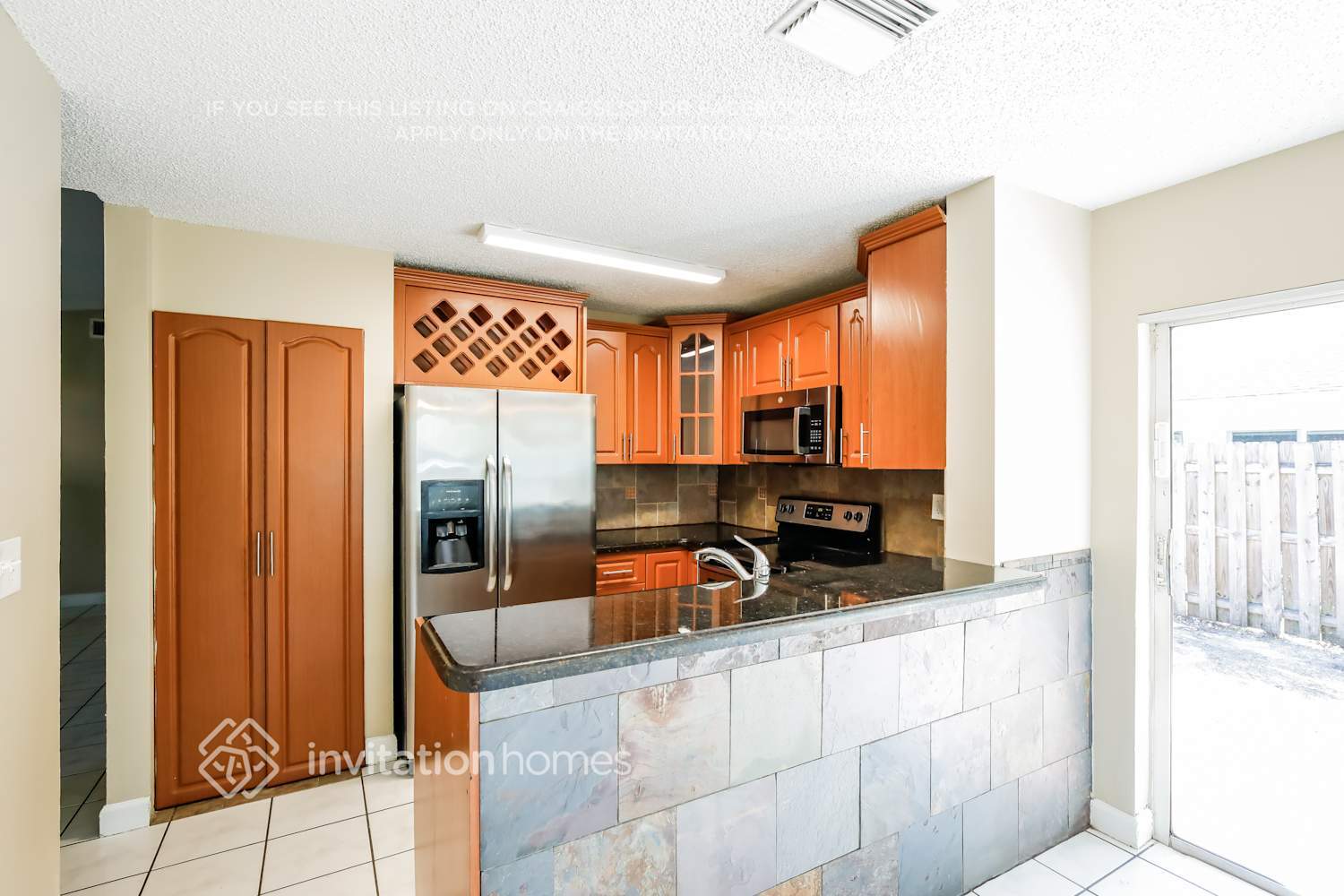 Building Photo - 10111 NW 57th Terrace