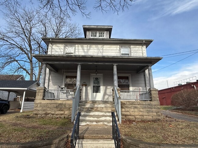 Building Photo - Spacious Historical Three-Bedroom Home with Classic Character- NEW FLOORING