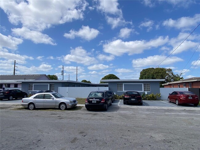 Primary Photo - 5511 SW 20th St