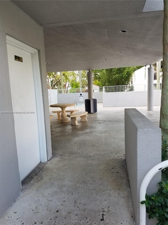 Building Photo - 13240 SW 88th Ln