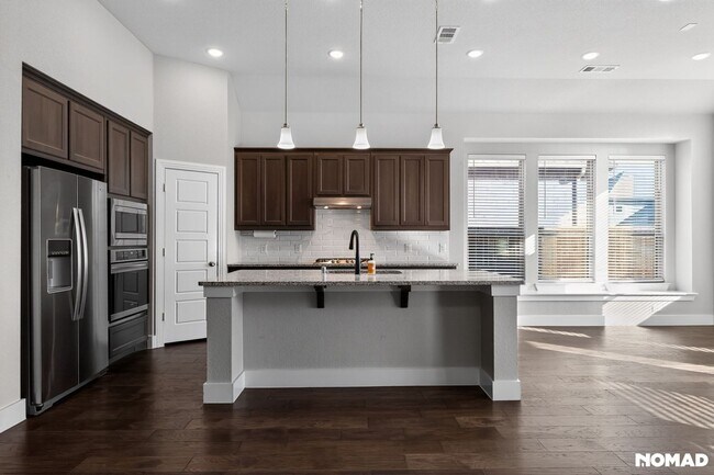 Building Photo - Spacious 4Bd/3Bath House in Little Elm