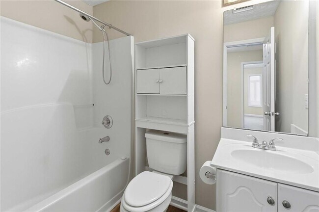 Building Photo - 3004 Clemson Pl