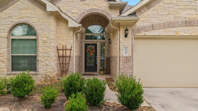 Building Photo - 13426 Raintree Dr