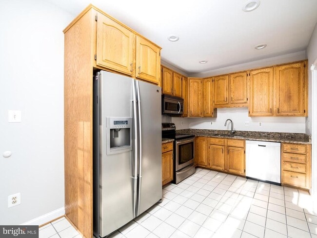Building Photo - 2155 Wolftrap Ct