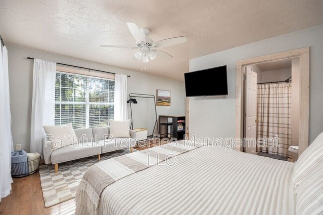 Building Photo - 13584 FM 14