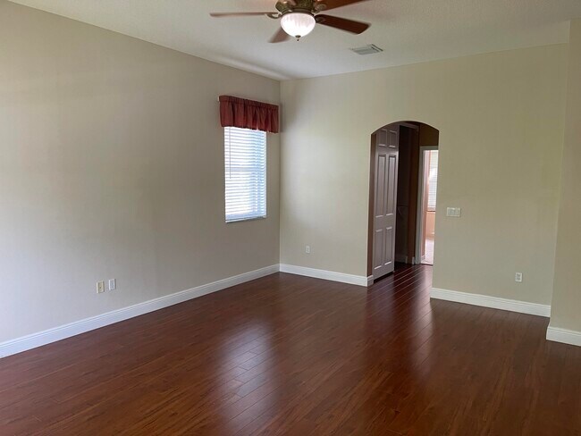 Building Photo - 9828 Stover Way