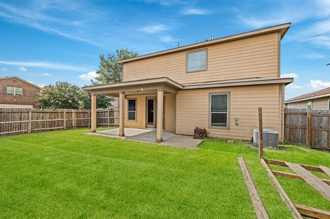 Building Photo - 15623 Harris Canyon Ln