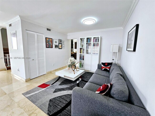 Building Photo - 13217 SW 9th Ln