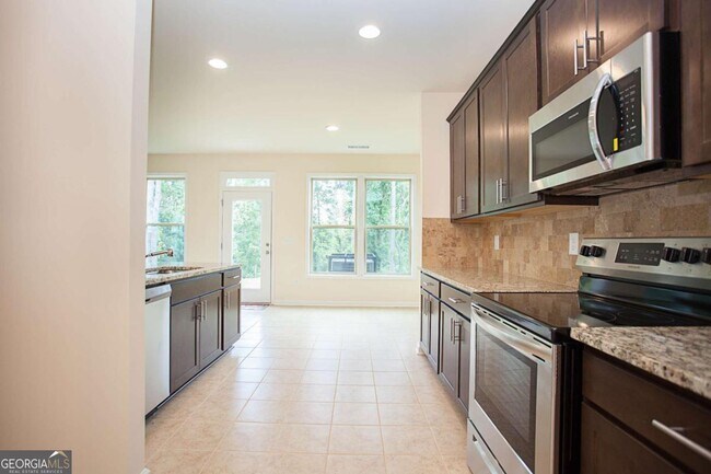Building Photo - 4355 Almanor Cir