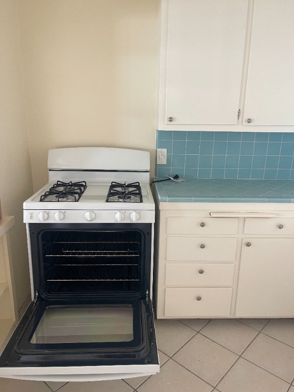 Building Photo - 14207 Sylvan St