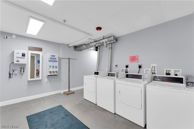 Building Photo - 797 E Market St