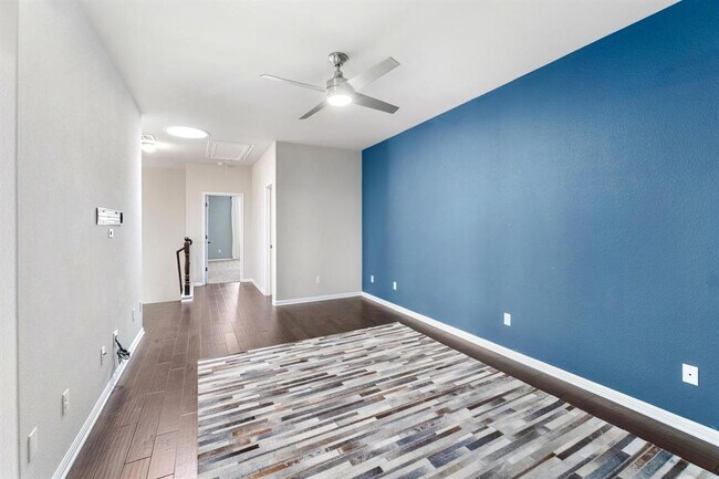 Building Photo - 9621 Solana Vista Loop