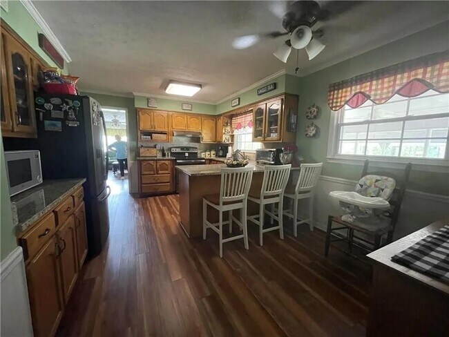 Building Photo - 3633 Loganville Hwy SW