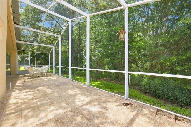 Building Photo - 2393 Paulette Dr