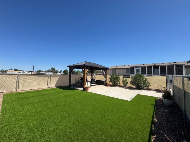 Building Photo - 7429 Martin Dr