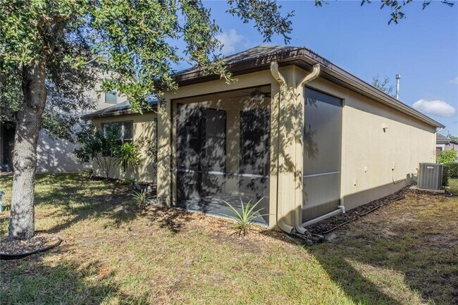 Building Photo - 519 Cadiz Dr