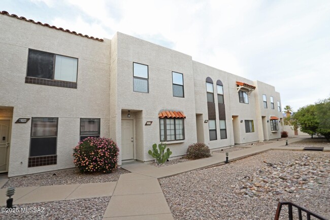 Building Photo - 2190 N 1st Ave