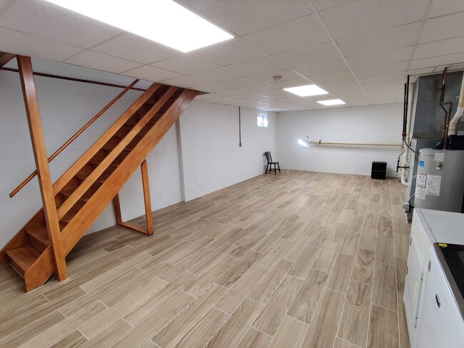 basement - 1213 Poplar St