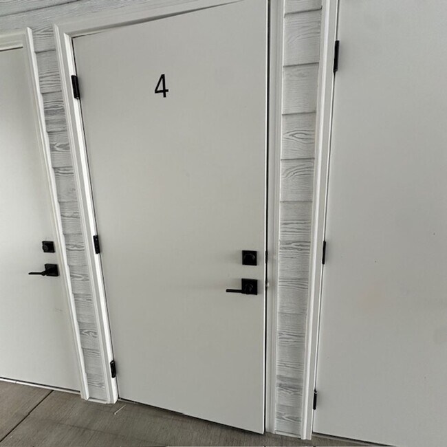 Building Photo - New 2 Bedroom 2 bathroom Teton Peak Flats Unit E 101 With Additional Storage Closet