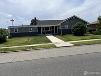 Building Photo - 197 Carteret Ave