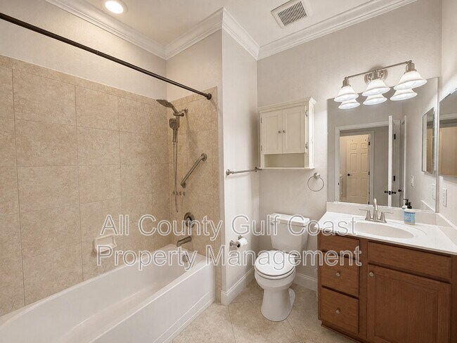 Building Photo - 211 Red Fox Ct