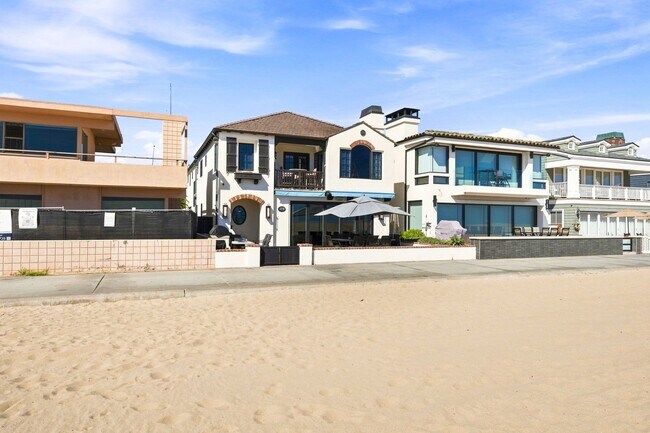 Building Photo - 1228 W Oceanfront