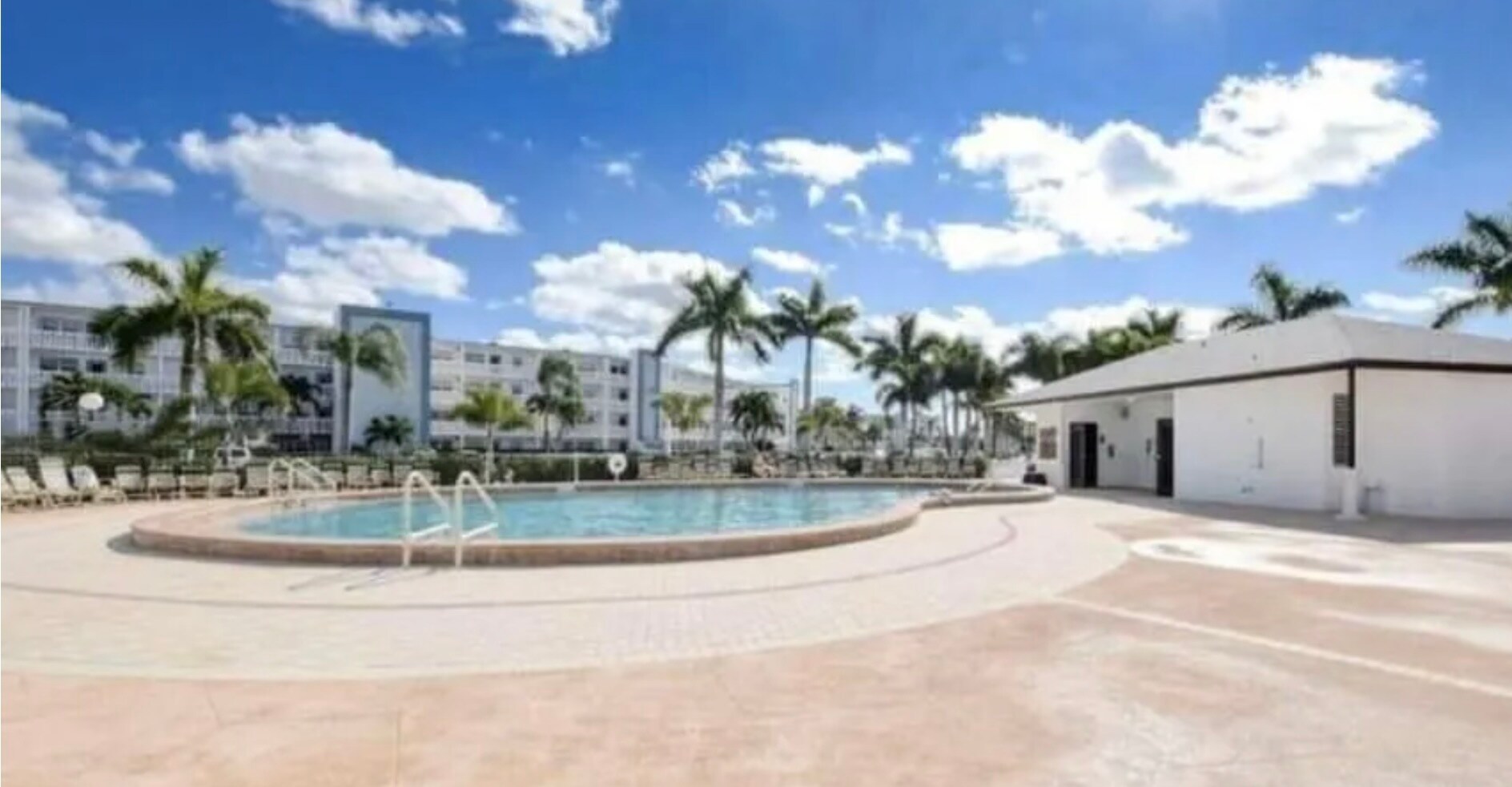 Cornwall pool - 3004 Cornwall a