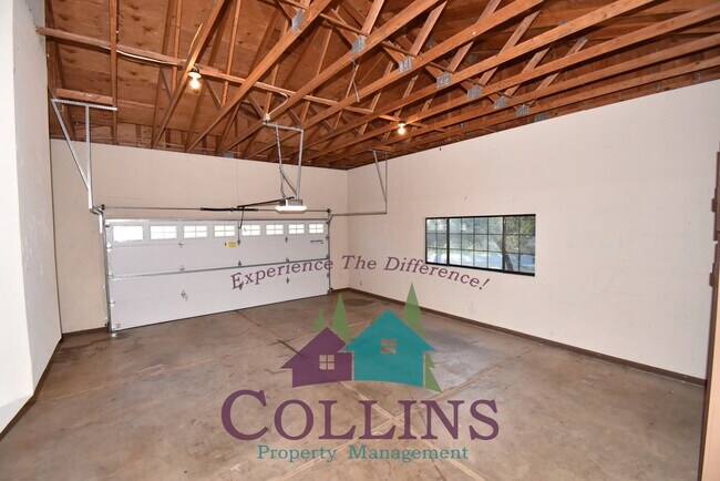 Building Photo - 15099 Fay Rd