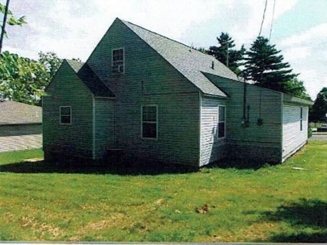 Building Photo - 1507 Farrar Dr