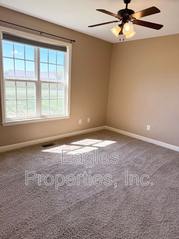 Building Photo - 312 Charlie Braswell Rd