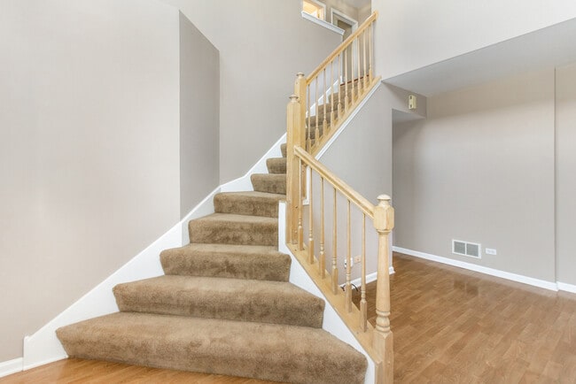 Building Photo - 3417 Ohara Terrace