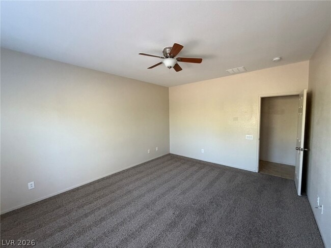 Building Photo - 2747 Lochleven Way