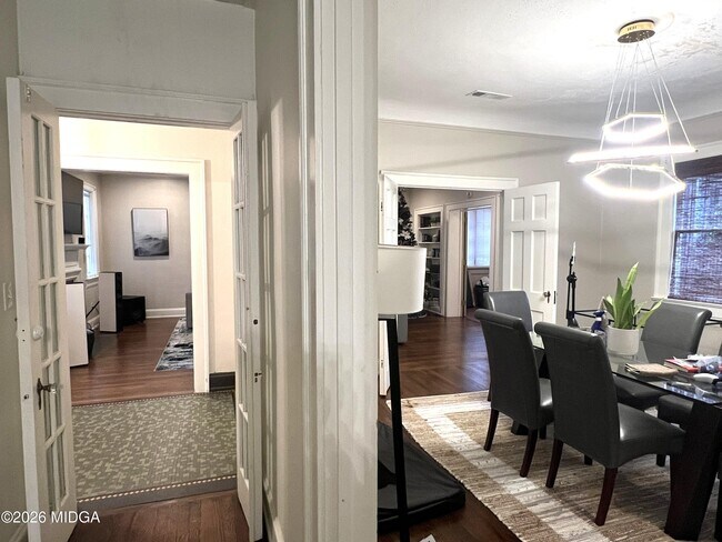 Building Photo - 171 Calloway Dr