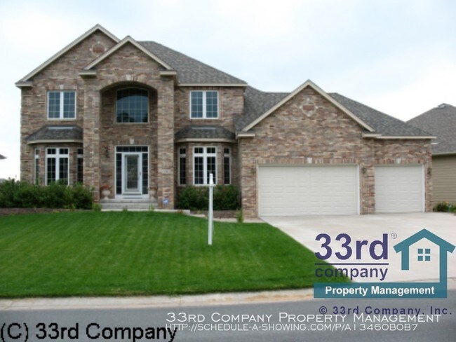 Primary Photo - 2082 Arnold Palmer Dr