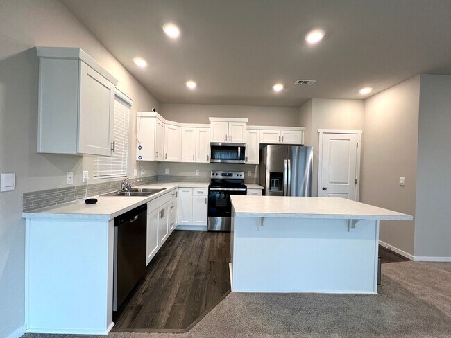 Building Photo - 3105 Wrangler Dr